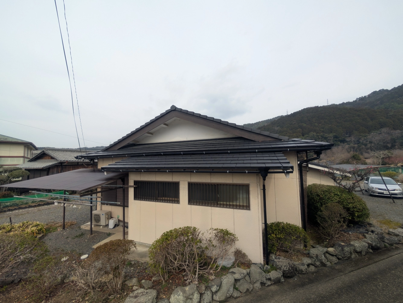 PXL_20250313_010531123_宇治田原 洋瓦